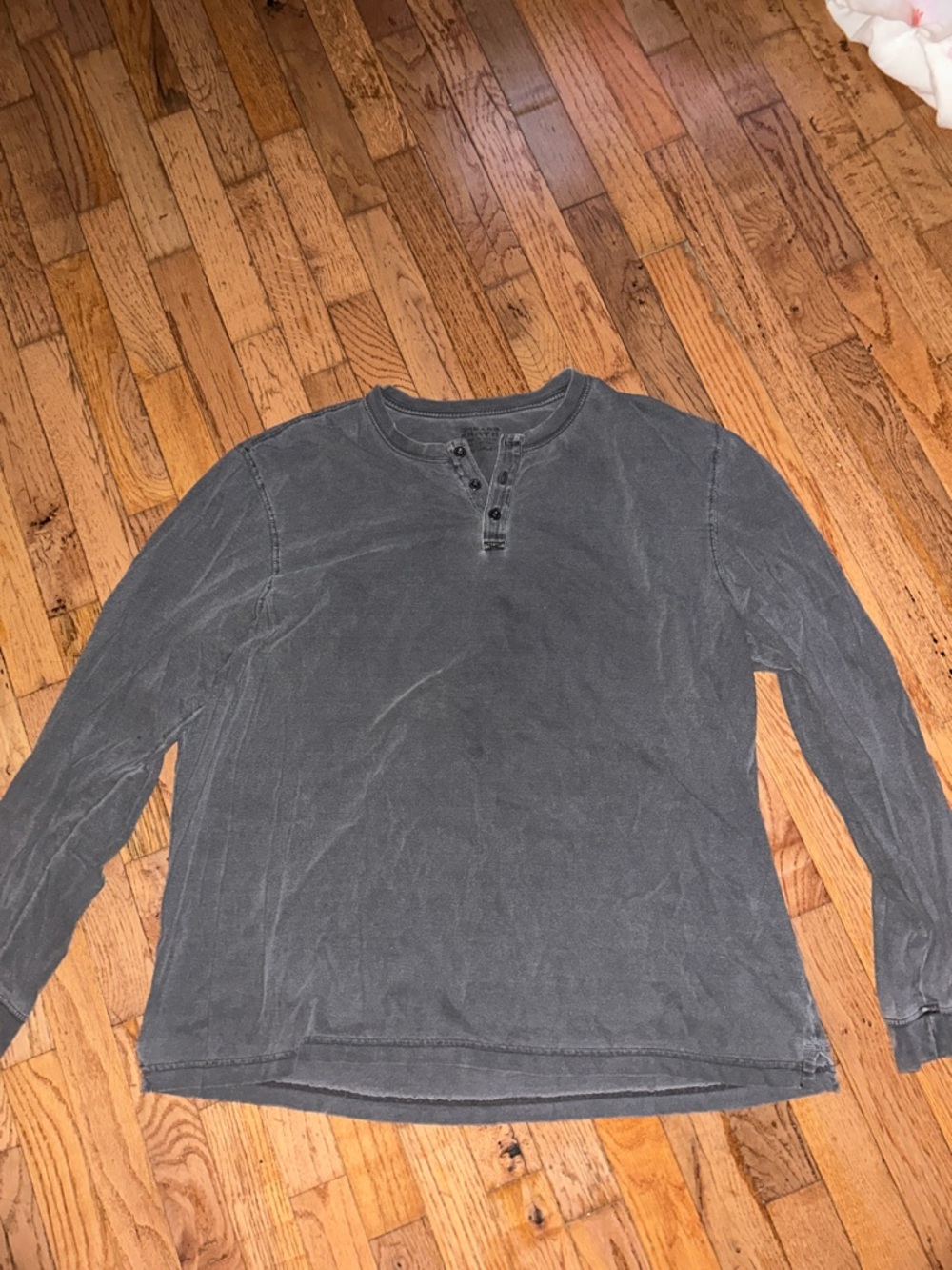 Men's Long-Sleeve Henley Shirt - Charcoal Gray